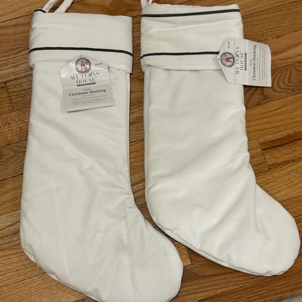 My Texas House 2 White Stockings
